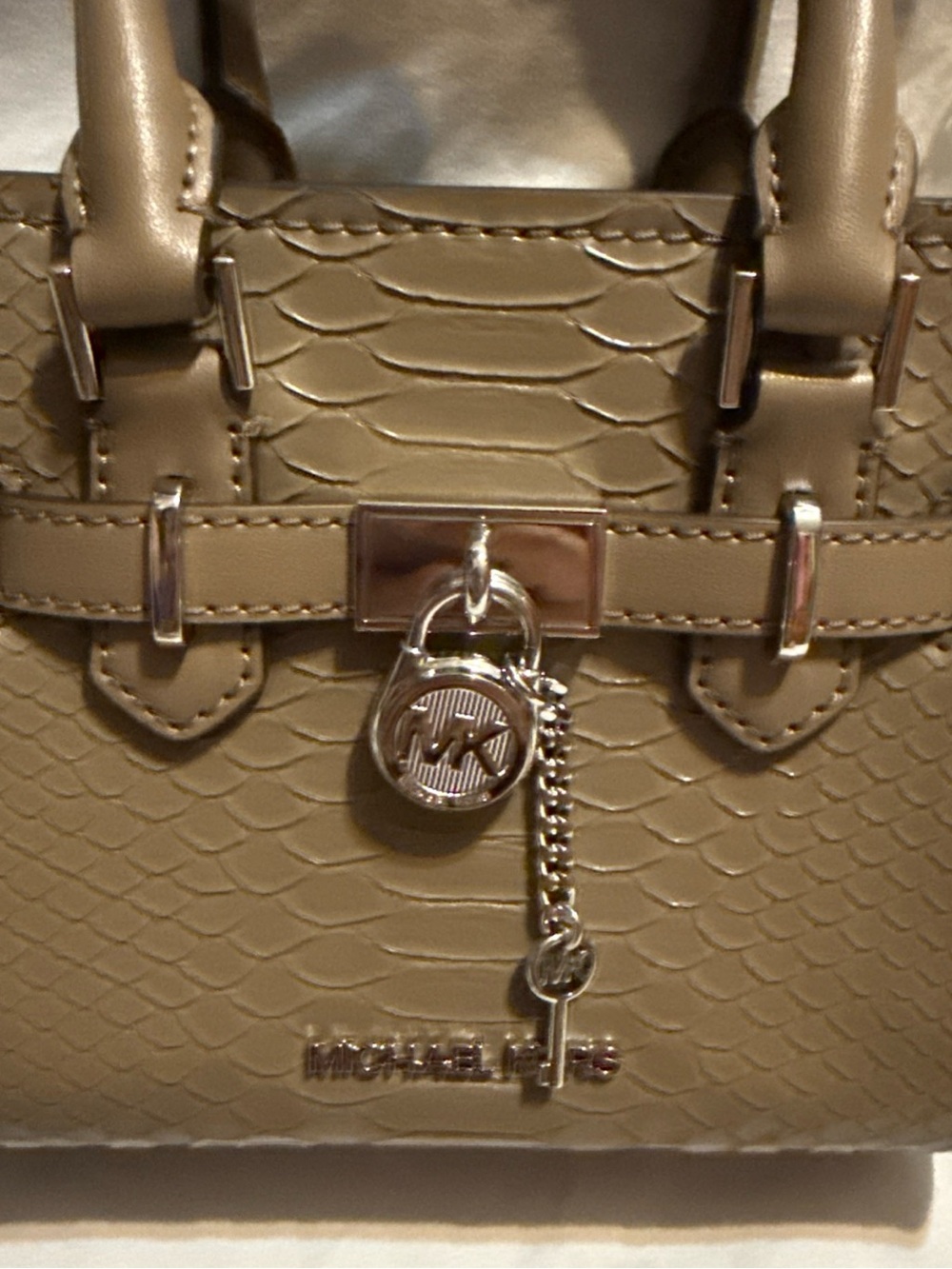 NEW Michael Kors Dusk Taupe Python-Embossed Mini Satchel with Logo Charm - Picture 3 of 6